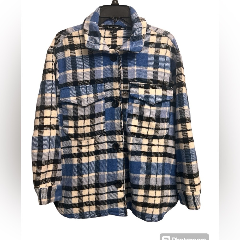New Look Plaid Shacket size Medium